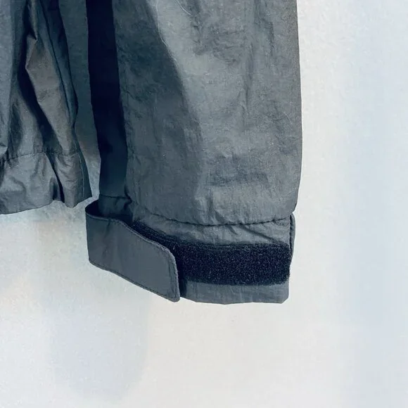 Vintage‎ Beanpole Outdoor Gray Windbreaker with Tuck-away Hood Sz Medium - Picture 5 of 12